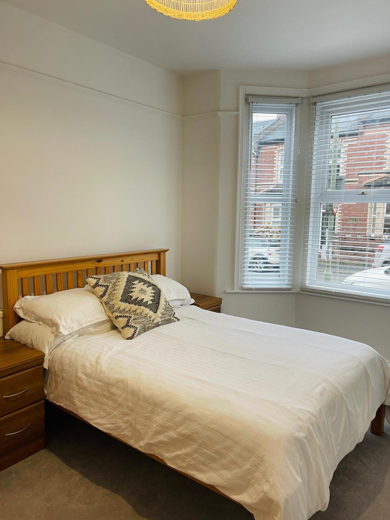Newly Refurbished City Centre House With Parking Exeter Kültér fotó